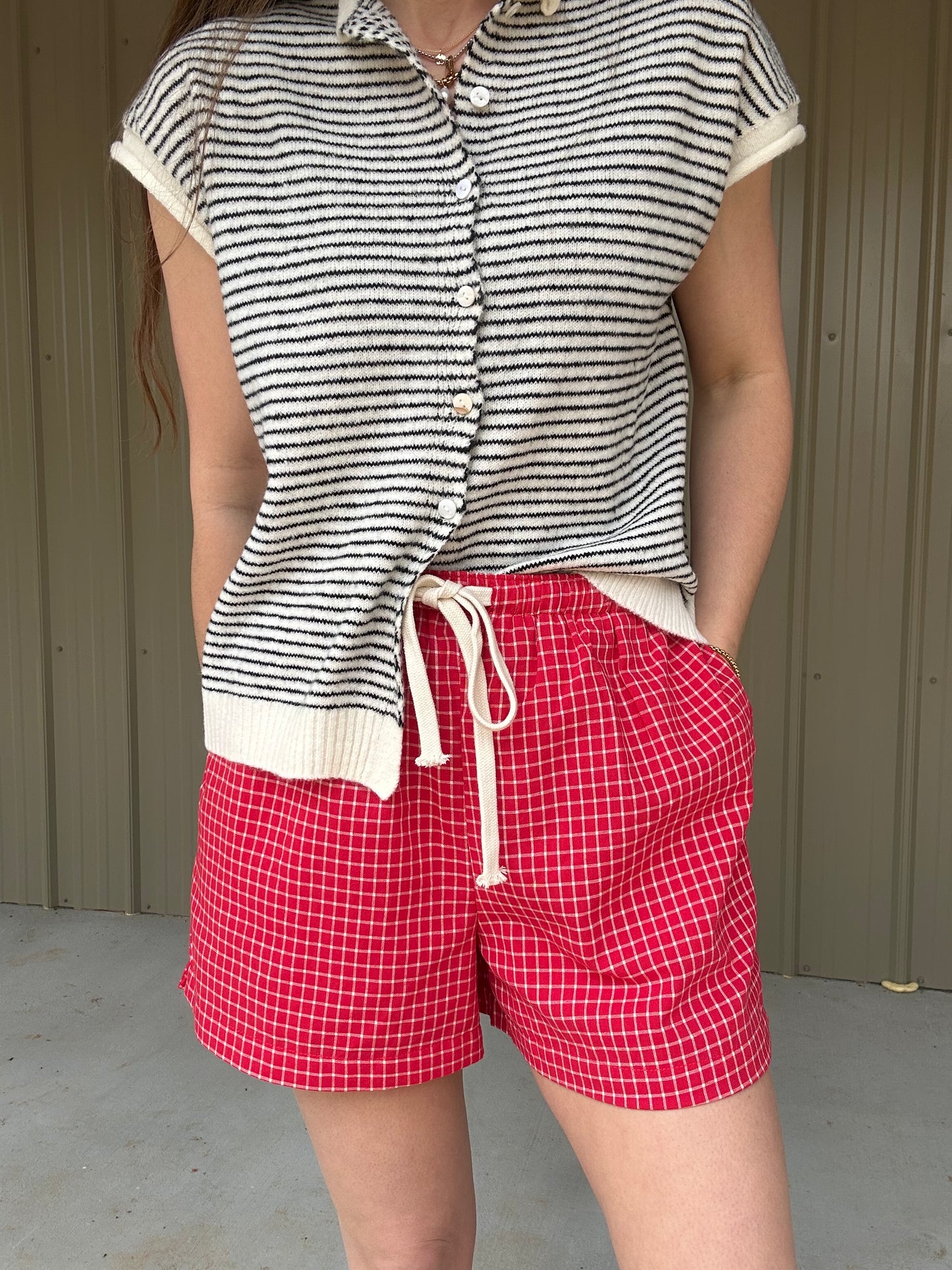 Sunday Picnic Shorts in Red